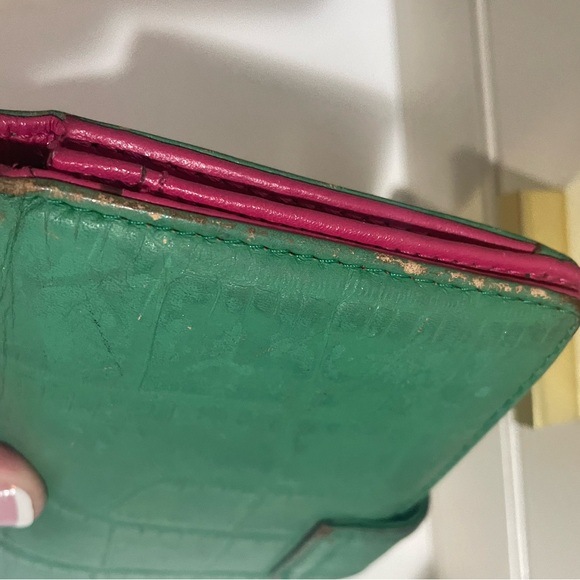 Valentino Rudy Croc Embossed long Bifold wallet UC - Picture 13 of 13